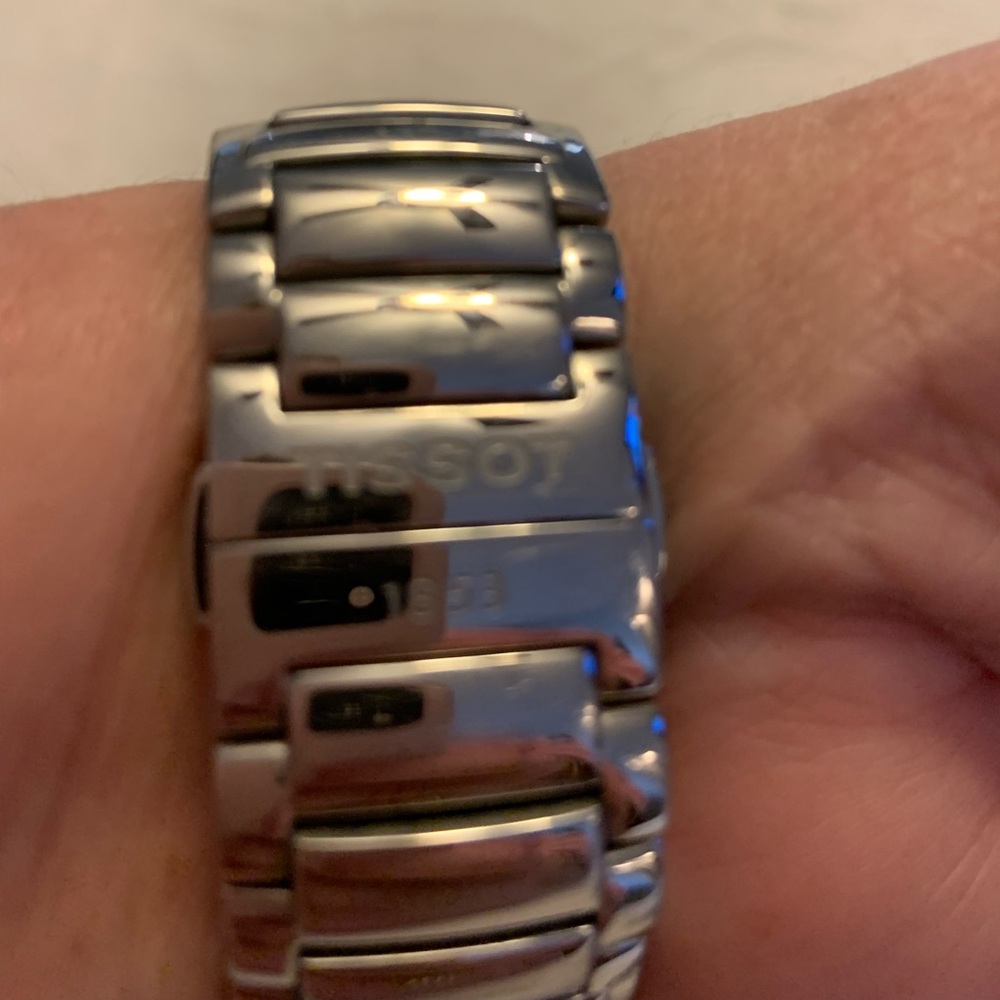 Only worn a few times. Purchased at Nordstrom. No scratches. Runs like a champ